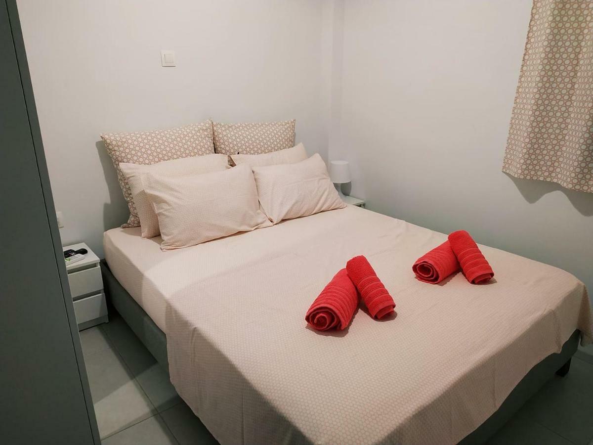 Finiki Seaside Apartment Kültér fotó